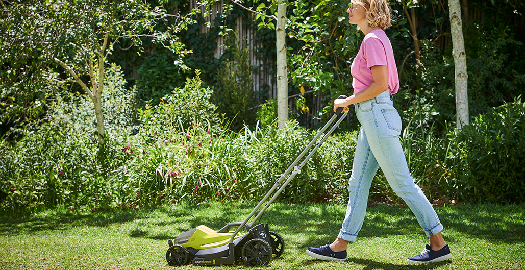 Ryobi lawn online mower grass catcher